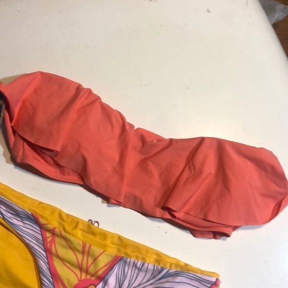 LSpace Bikini Top NWOT - Picture 2 of 3